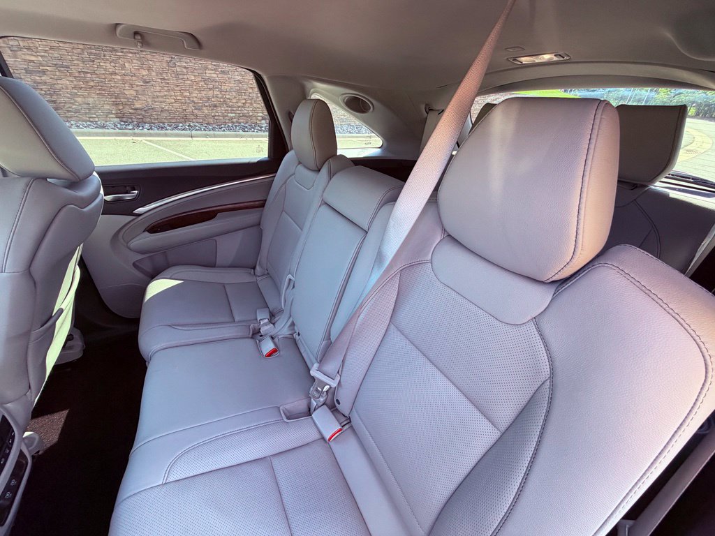 Used 2020 Acura MDX w/ Technology Package FWD image 11