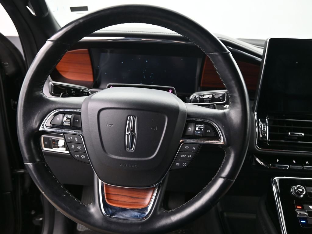 Used 2024 Lincoln Navigator Premiere image 26