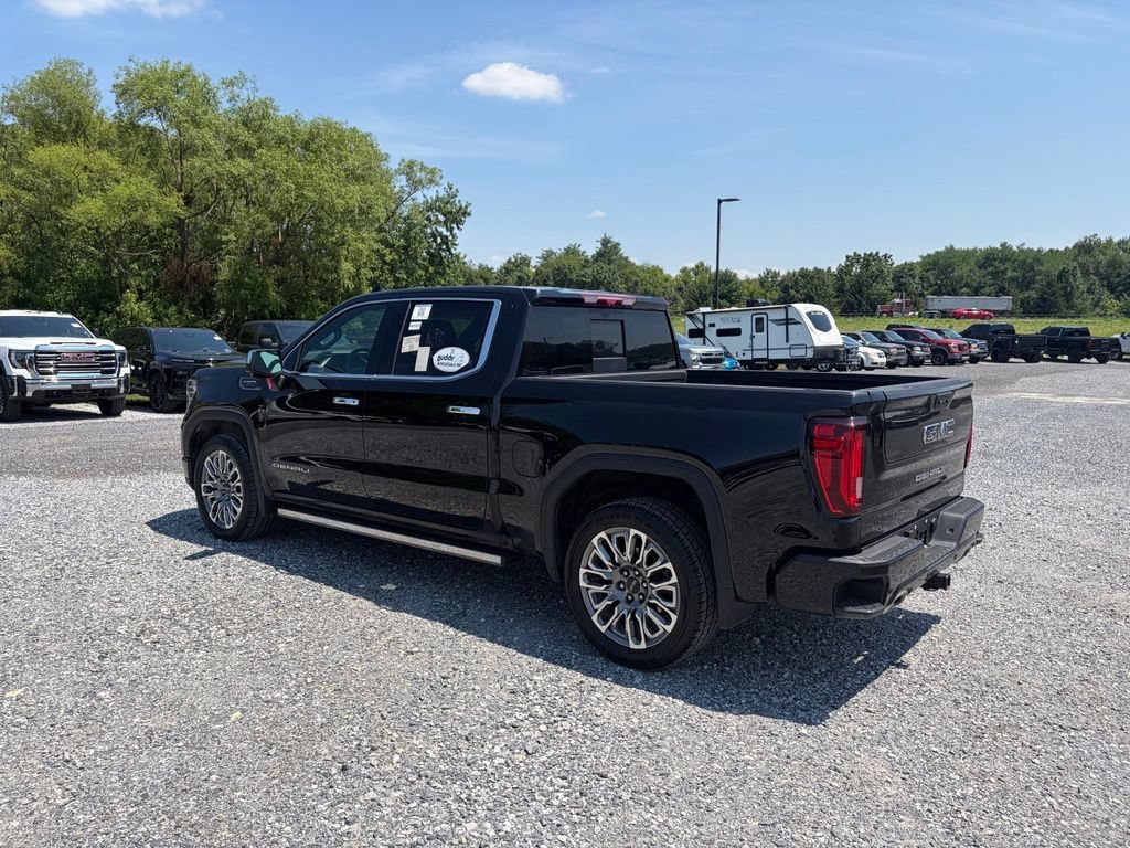 Used 2025 GMC Sierra 1500 Denali Ultimate AWD/4WD image 8