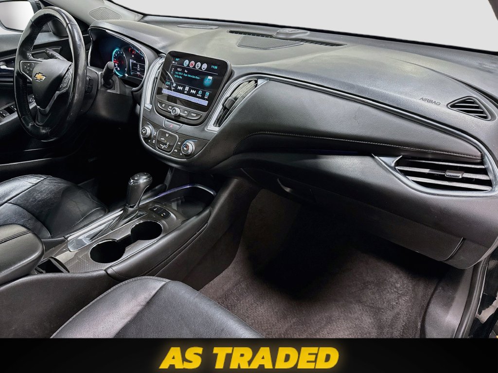 Used 2018 Chevrolet Malibu LT w/ Leather Package FWD image 31