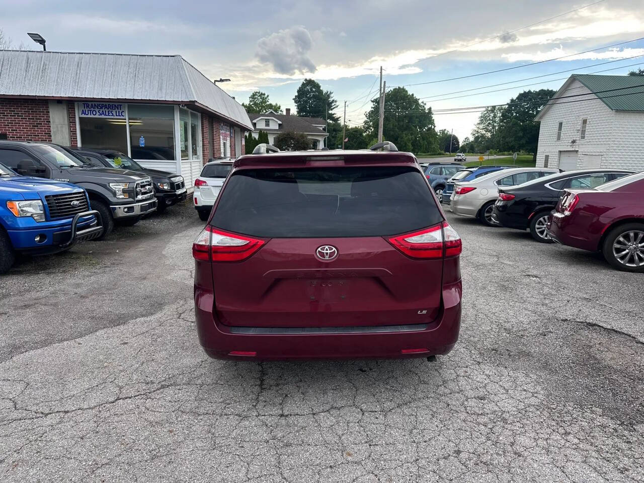 Used 2015 Toyota Sienna LE FWD image 7