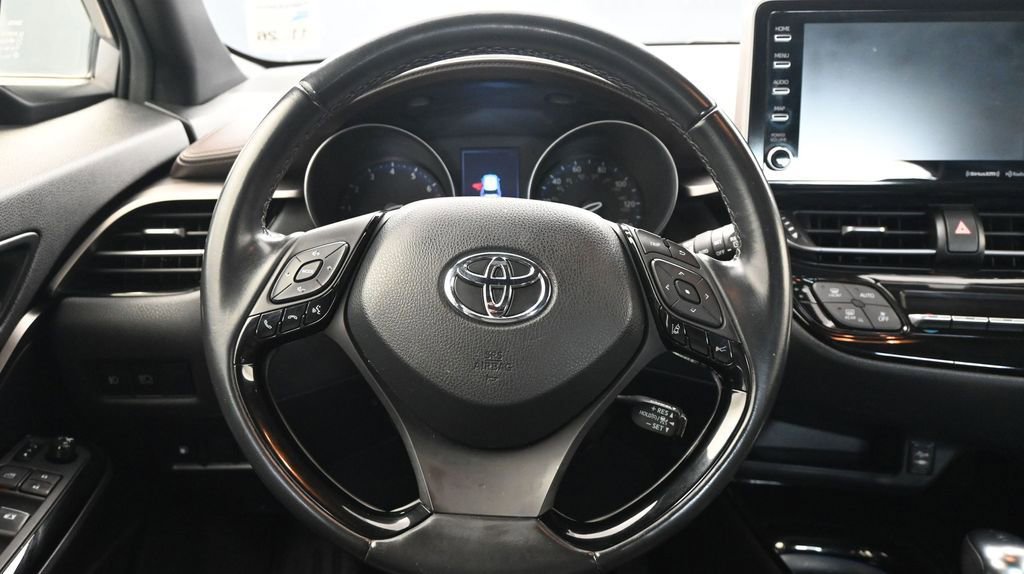 Used 2019 Toyota C-HR Limited FWD image 26