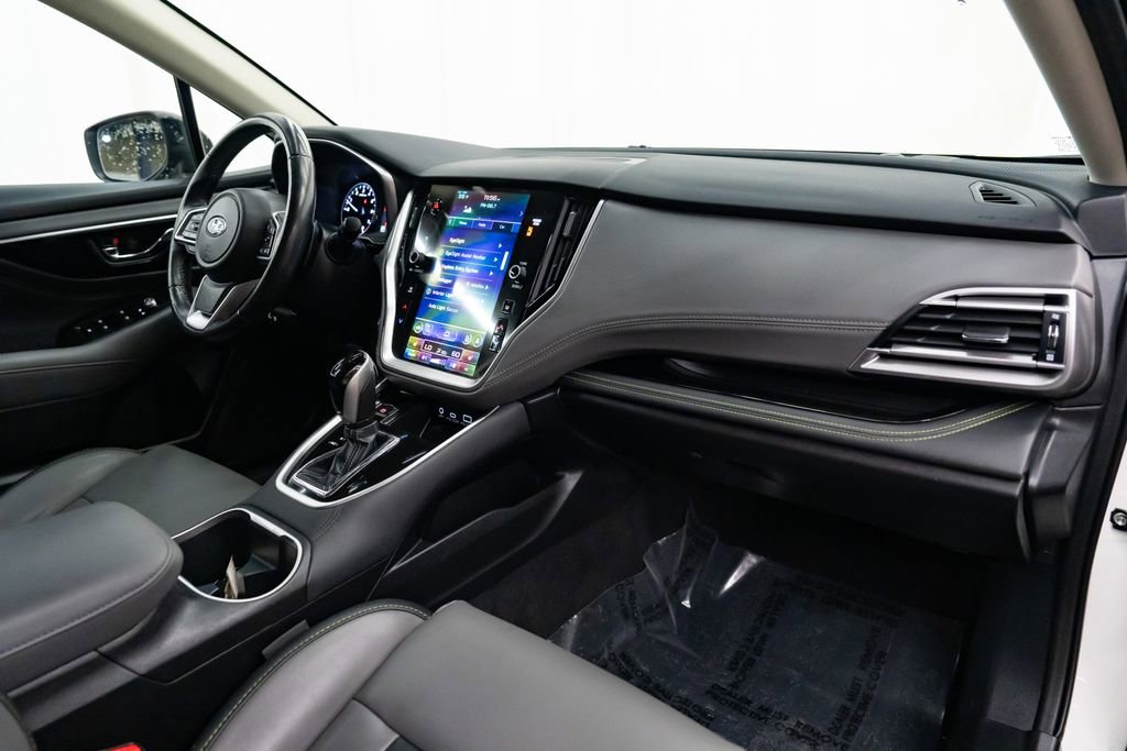 Used 2023 Subaru Outback Onyx Edition image 27