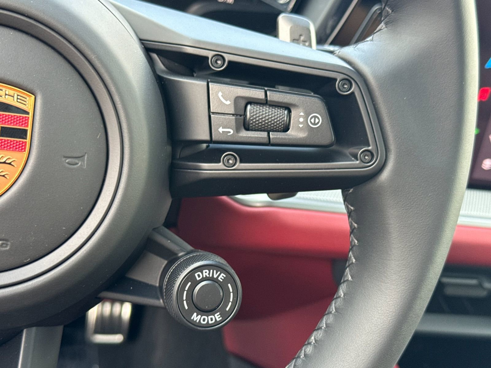 New 2026 Porsche Cayenne S AWD/4WD image 30