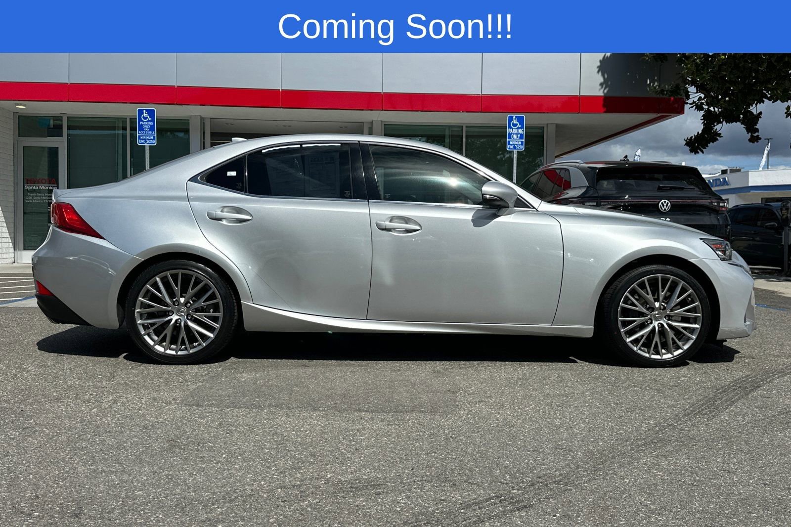 Used 2018 Lexus IS 300 w/ Accessory Package RWD image 3