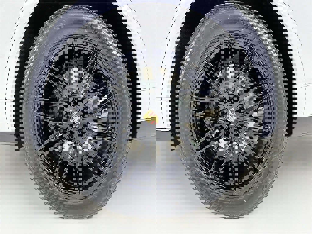 New 2026 Porsche Cayenne image 33