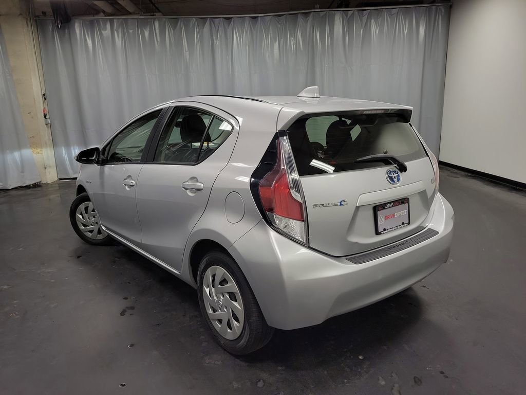 Used 2016 Toyota Prius C Two image 6