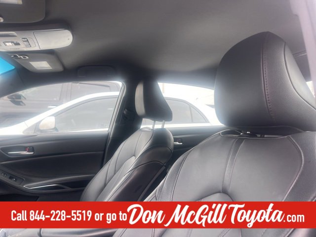 Certified 2022 Toyota Avalon XLE image 10