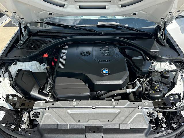 Used 2024 BMW 330i xDrive Sedan w/ Premium Package AWD/4WD image 13
