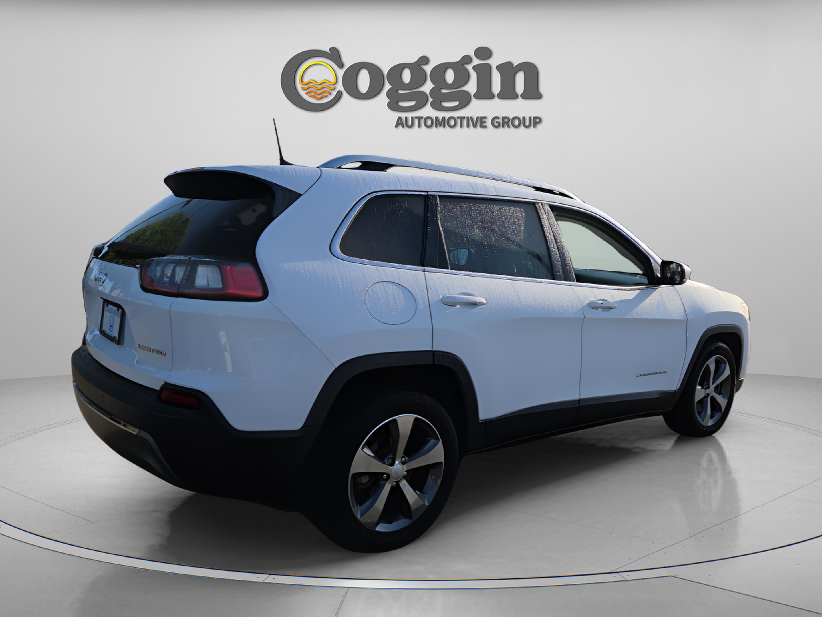 Used 2019 Jeep Cherokee Limited image 5