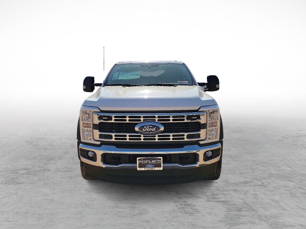 New 2024 Ford F550 4x4 SuperCab Super Duty image 2