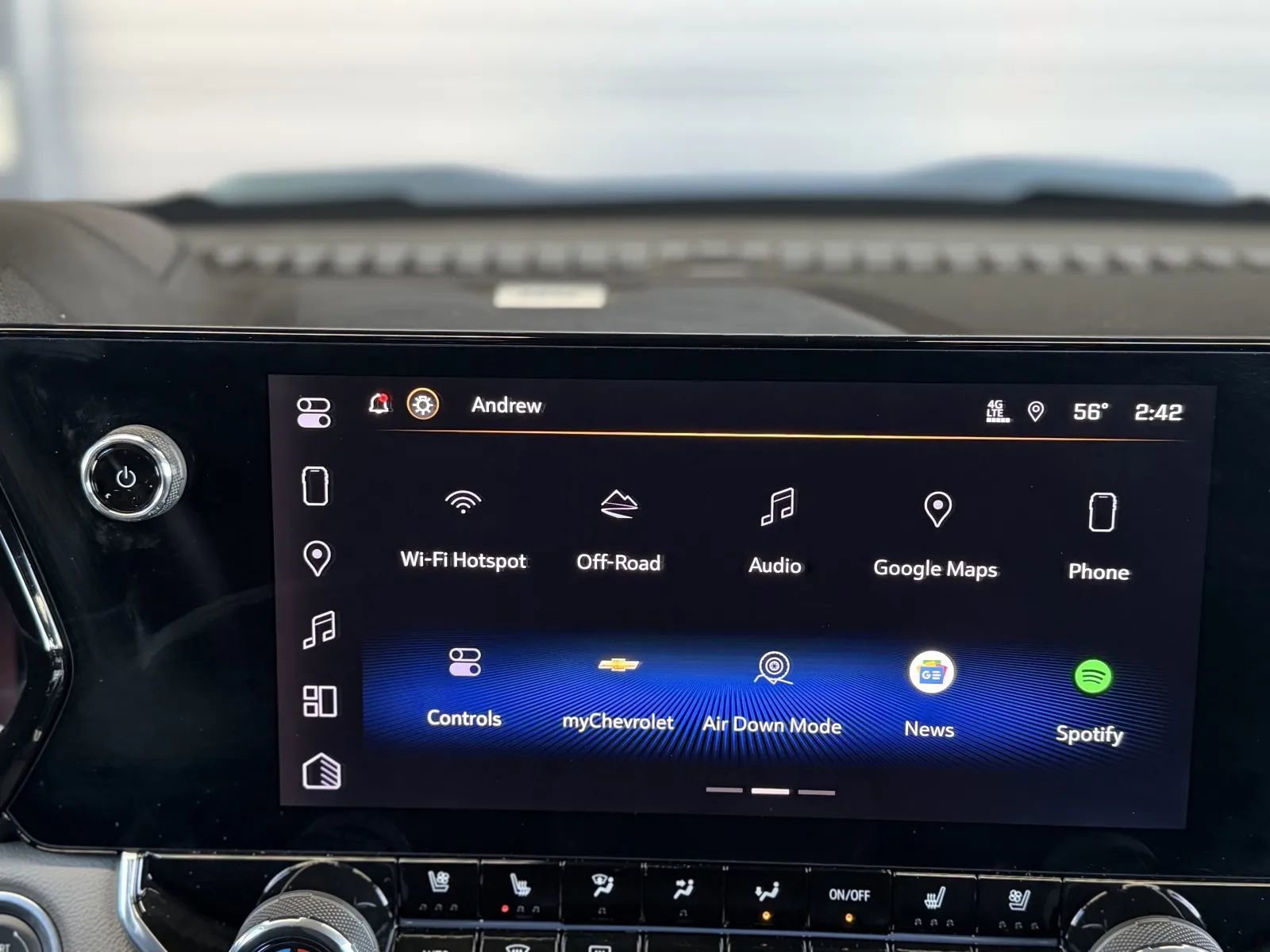 Used 2025 Chevrolet Colorado ZR2 w/ Technology Package image 30