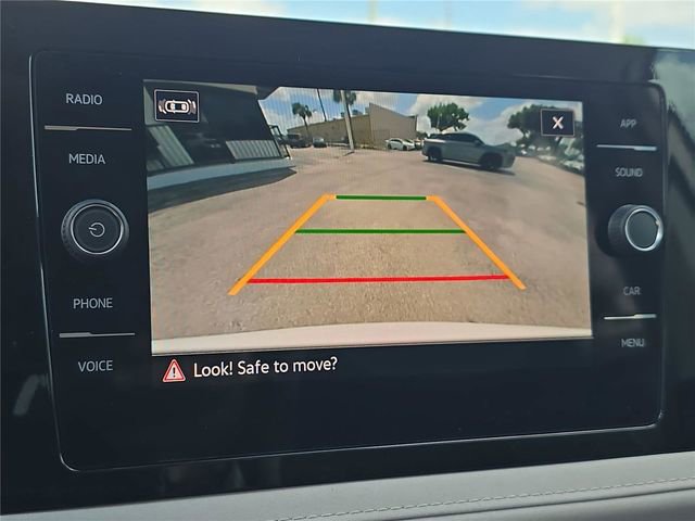 New 2026 Volkswagen Taos SE FWD image 20