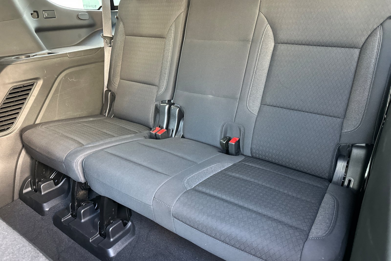 Used 2024 Chevrolet Tahoe LS w/ Driver Alert Package RWD image 16