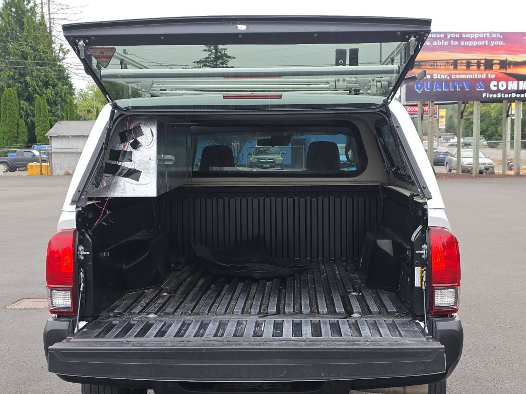 Used 2023 Toyota Tacoma SR RWD image 9