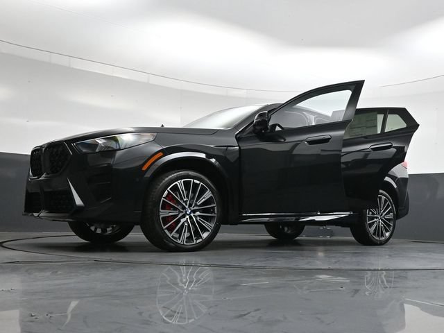 New 2026 BMW X2 xDrive28i w/ Technology Package AWD/4WD image 43