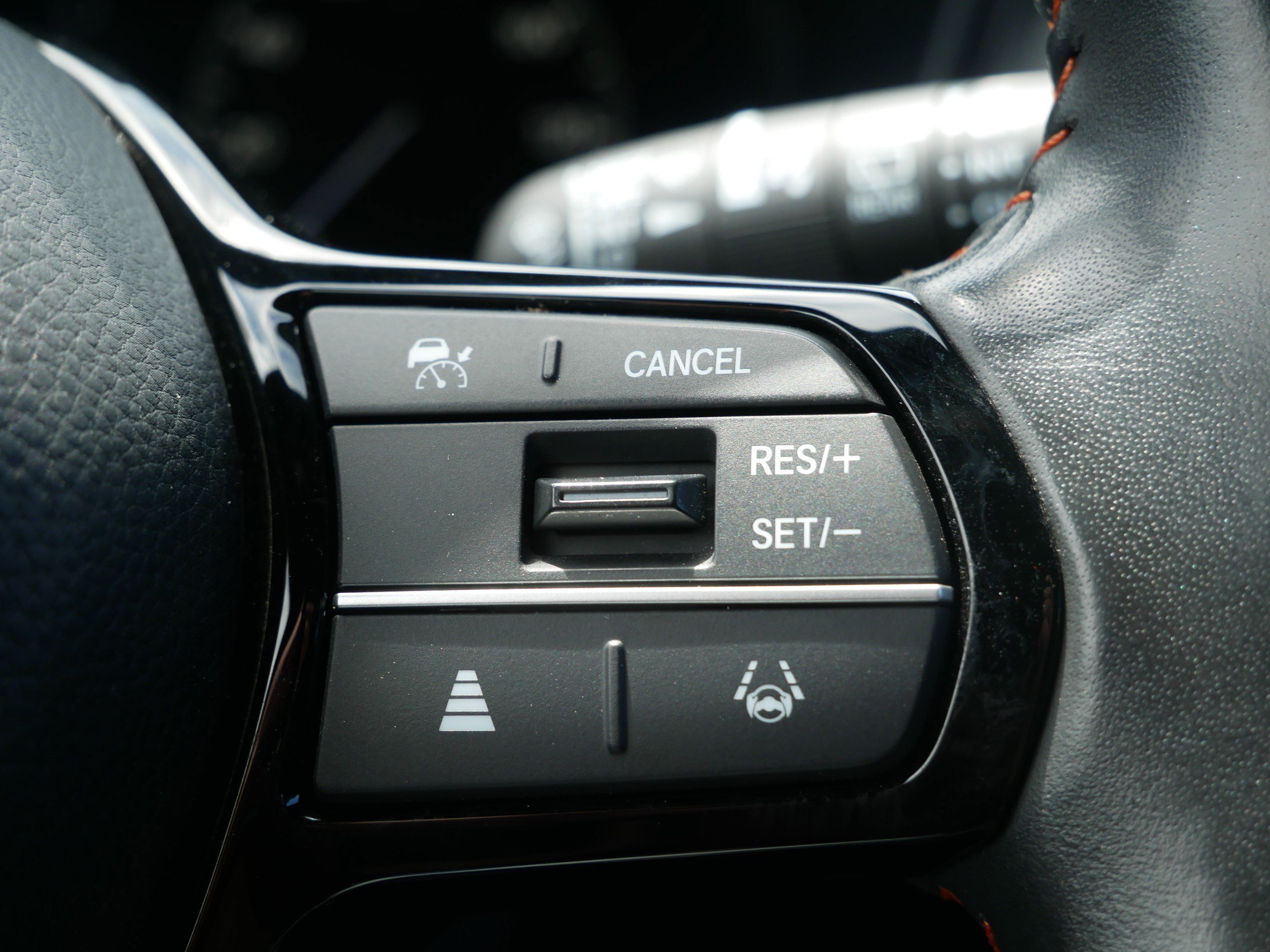 Certified 2024 Honda HR-V Sport image 30