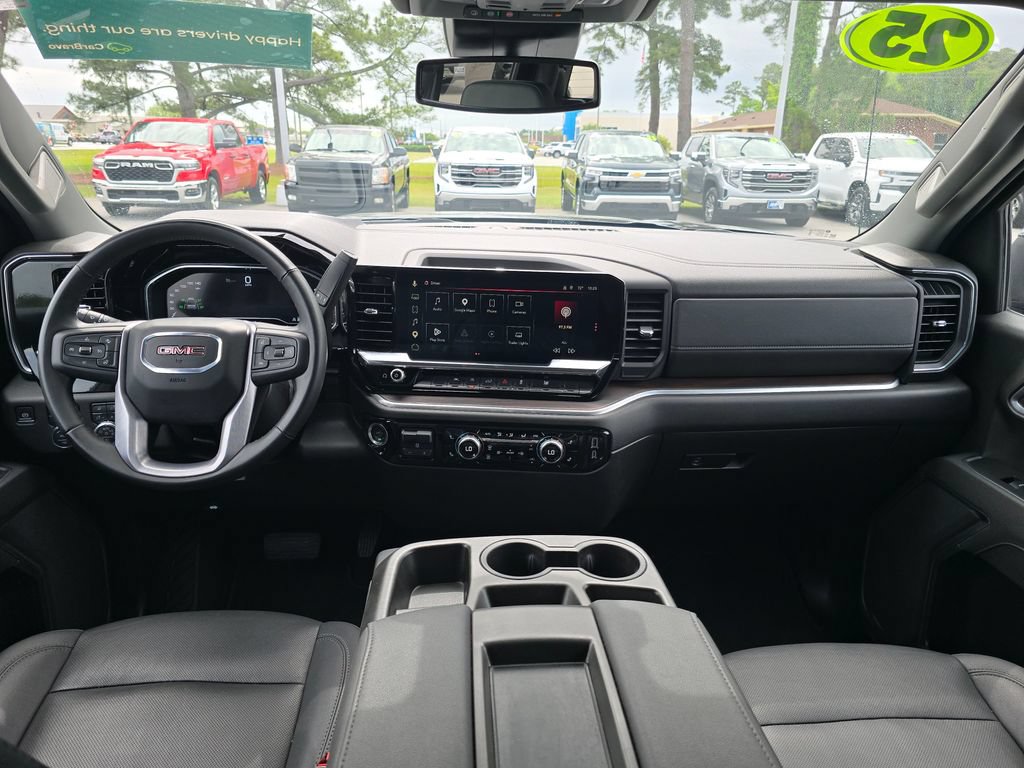 Certified 2025 GMC Sierra 1500 SLT AWD/4WD image 12