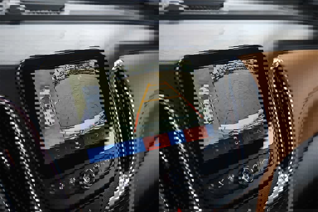 Used 2018 Chevrolet Equinox Premier image 23