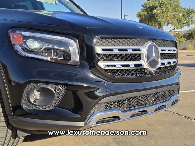 Used 2022 Mercedes-Benz GLB 250 4MATIC image 8