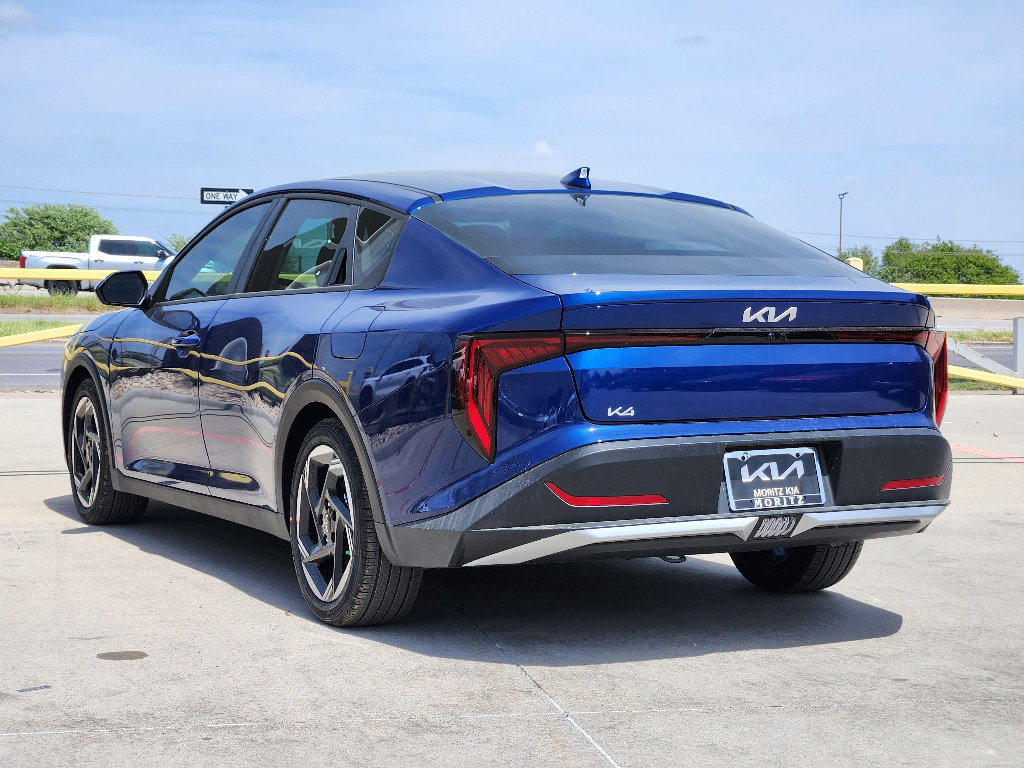 New 2026 Kia K4 EX image 3