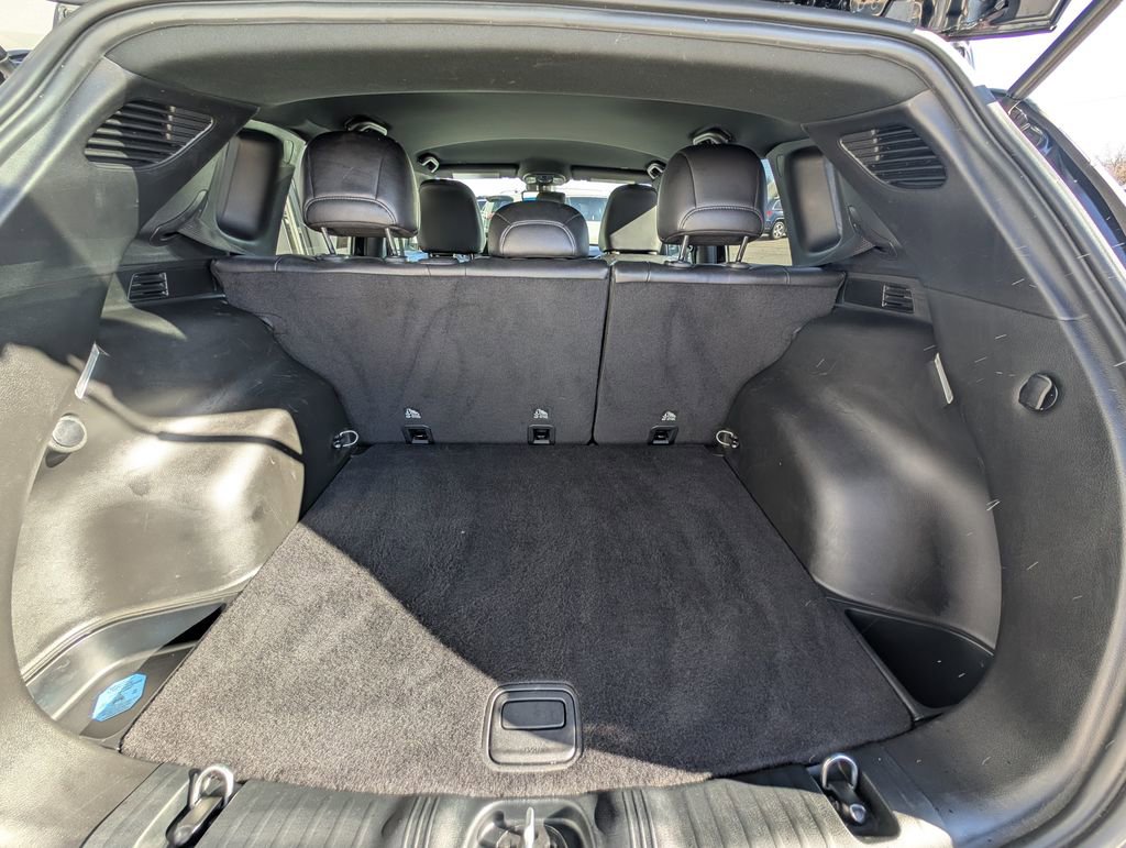 Used 2024 Jeep Compass Limited image 11