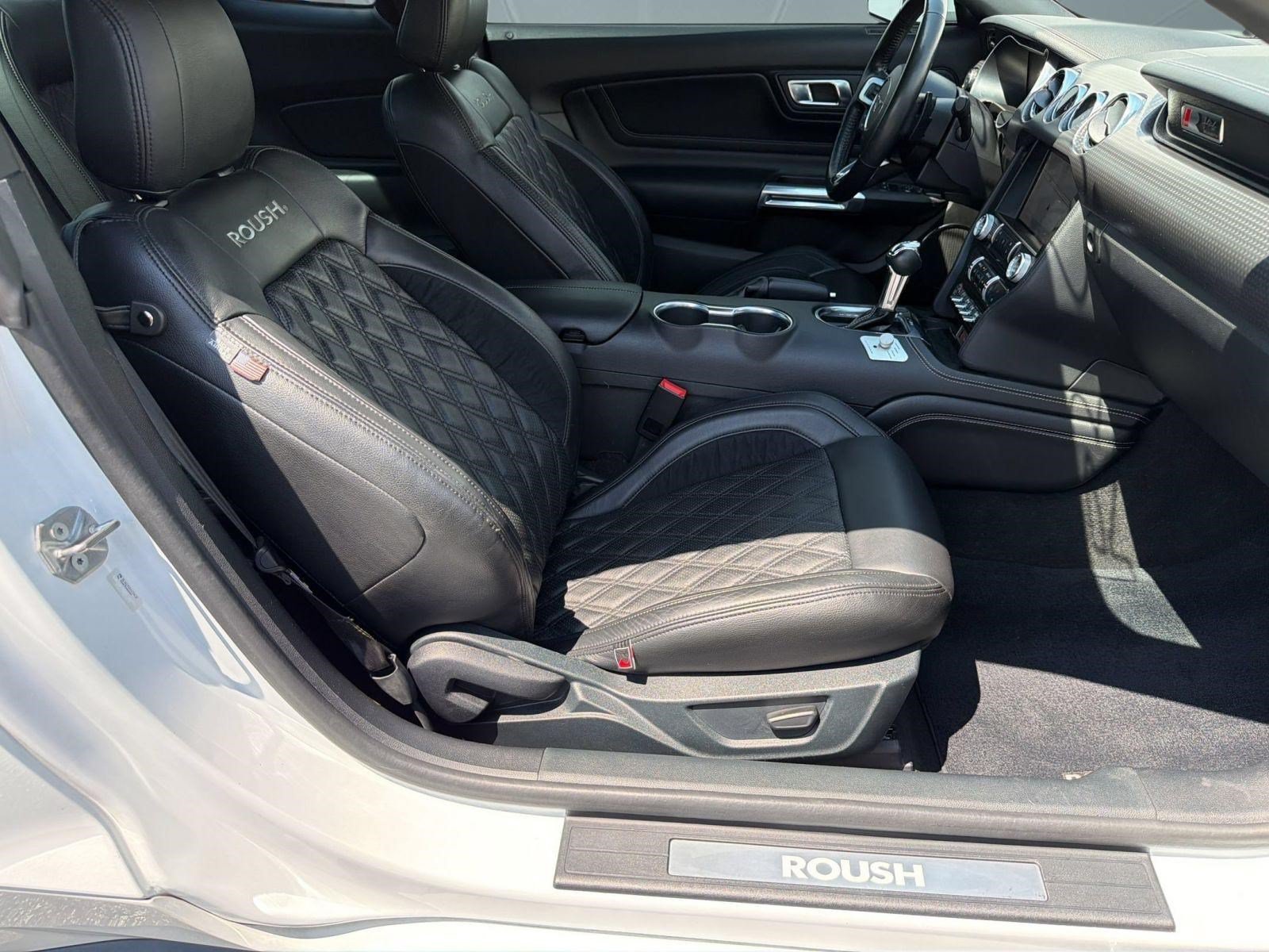 Used 2022 Ford Mustang GT Premium w/ GT Performance Package RWD image 23