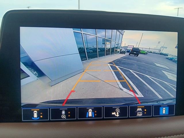 Used 2021 Chevrolet Suburban High Country image 24