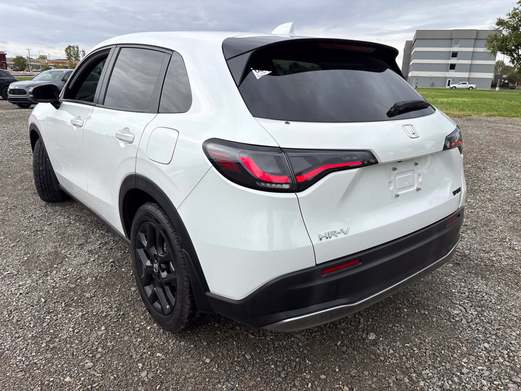 Used 2024 Honda HR-V Sport image 7