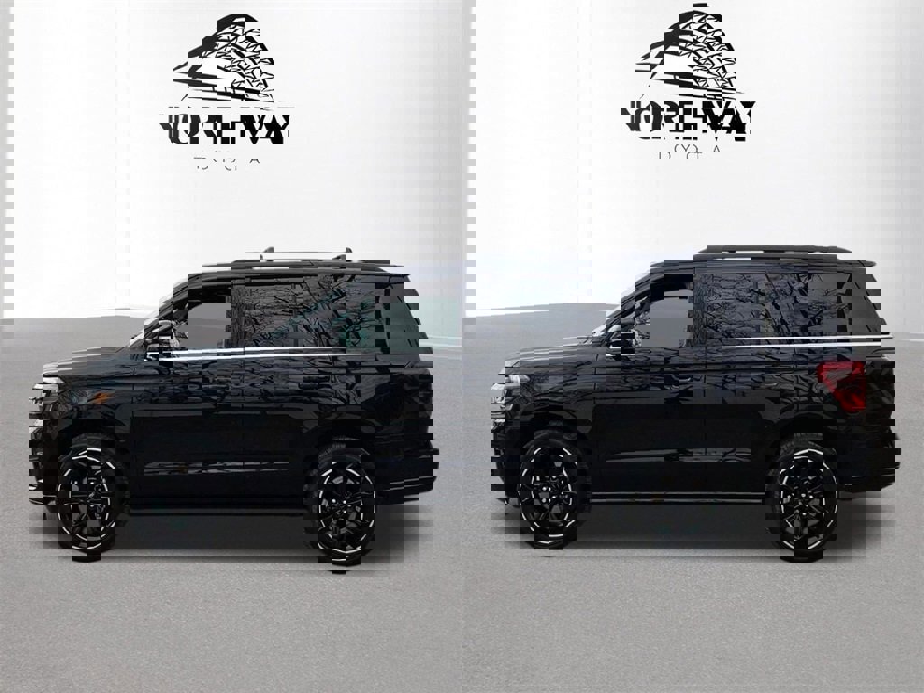 Used 2024 Ford Expedition Limited image 7