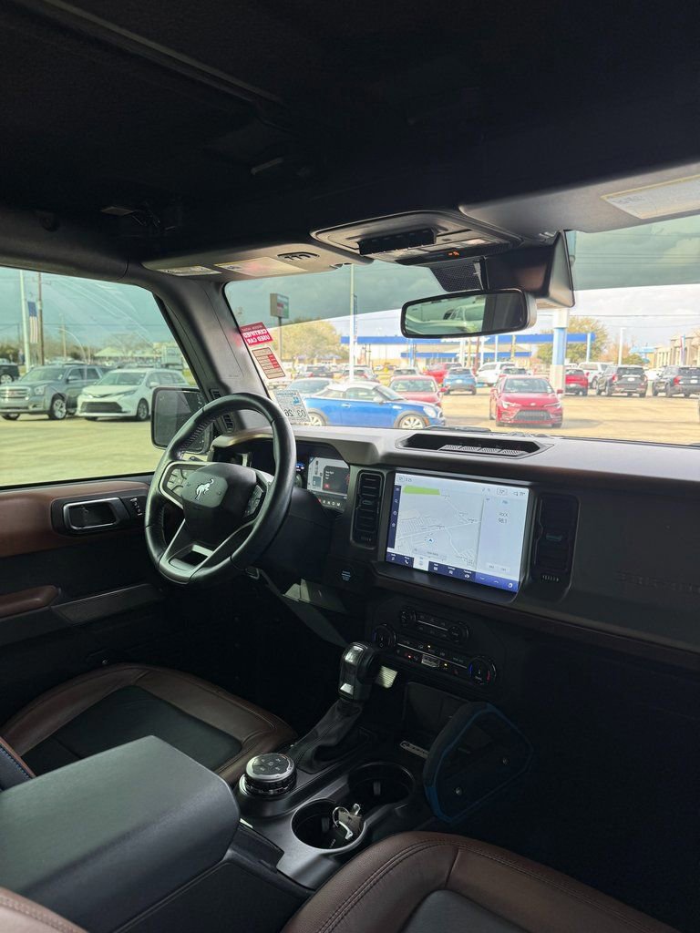 Used 2022 Ford Bronco Outer Banks image 13