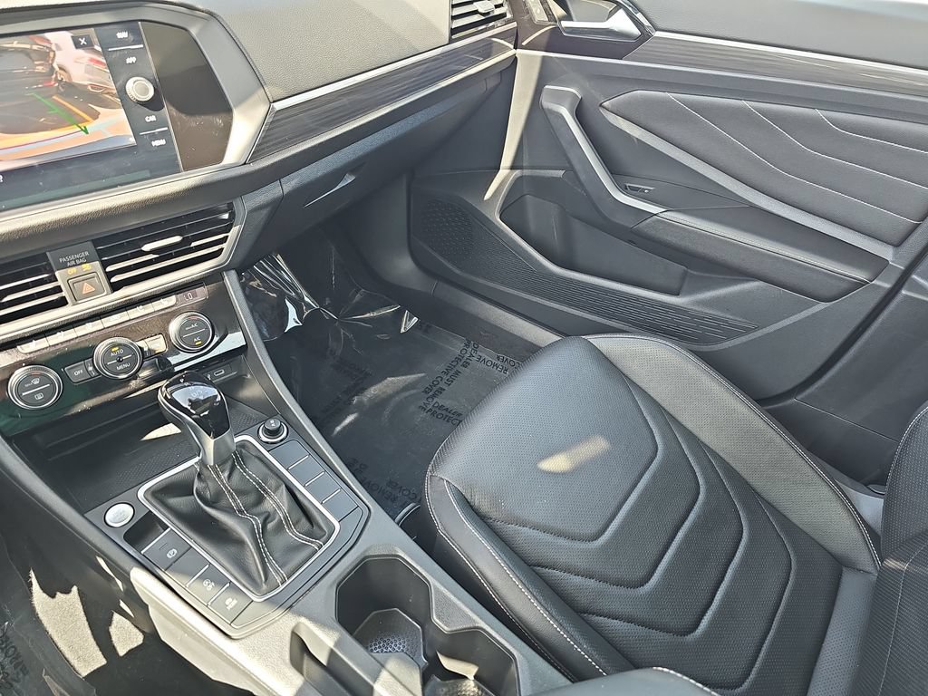 Used 2024 Volkswagen Jetta SEL FWD image 25