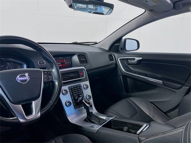 Used 2018 Volvo S60 T5 Dynamic w/ Vision Package image 23