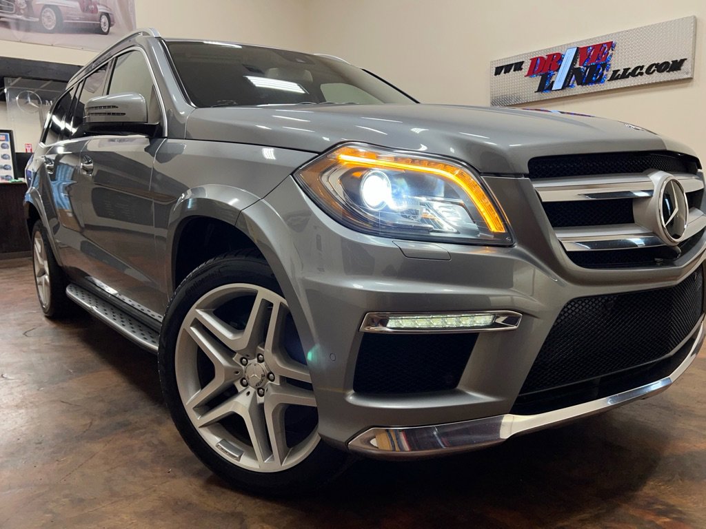 Used 2015 Mercedes-Benz GL 550 4MATIC image 41