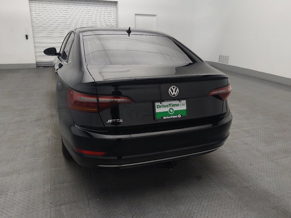 Used 2019 Volkswagen Jetta SE w/ Cold Weather Package image 6