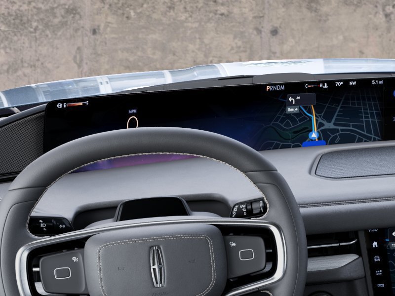 New 2027 Lincoln Navigator Premiere AWD/4WD image 13