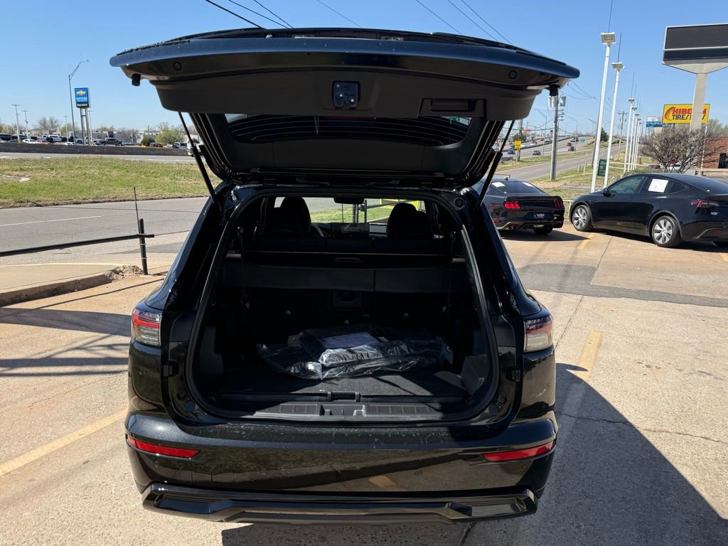 New 2026 Mitsubishi Outlander LE image 11