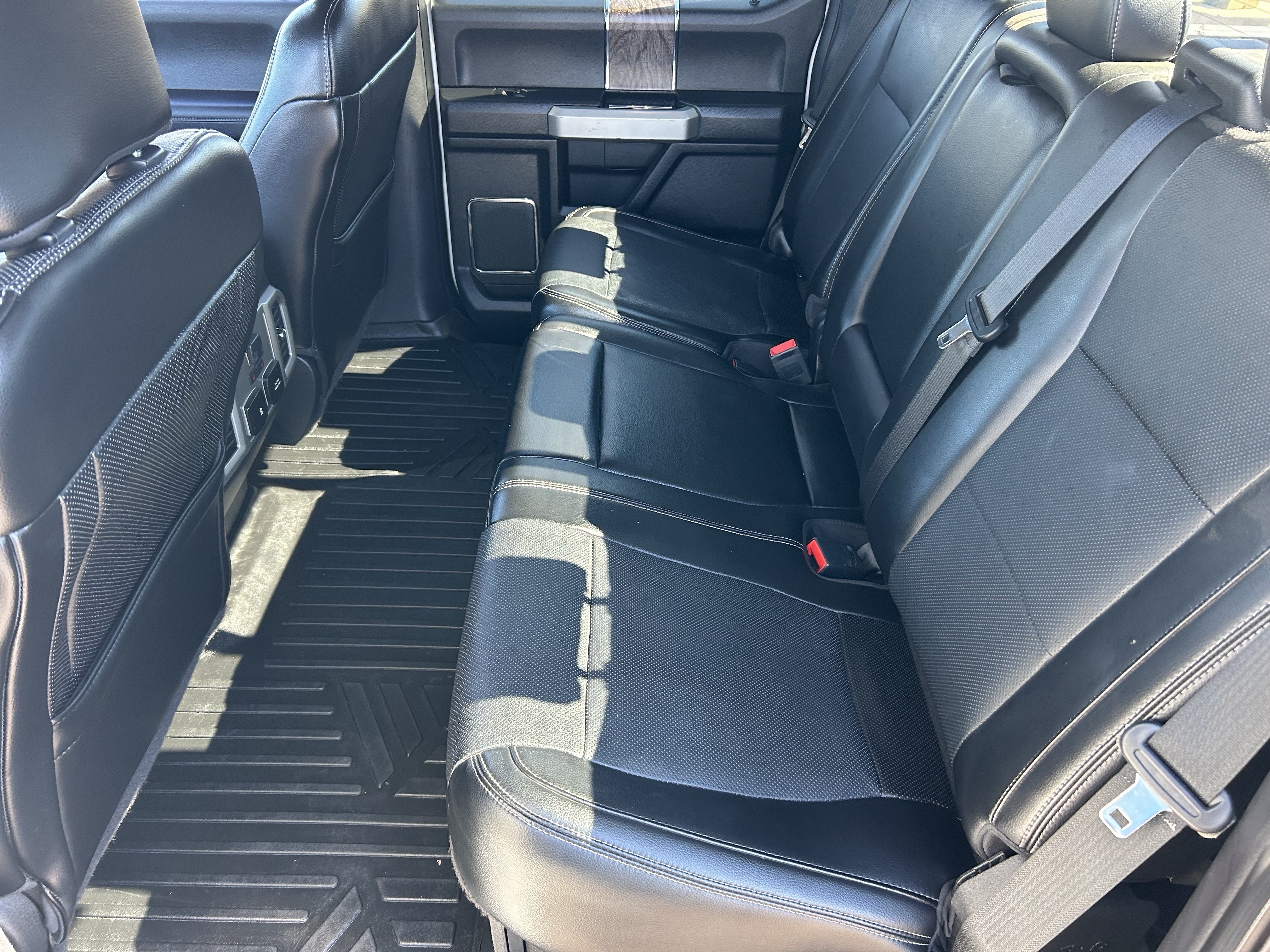 Used 2018 Ford F250 Lariat w/ Lariat Ultimate Package RWD image 16
