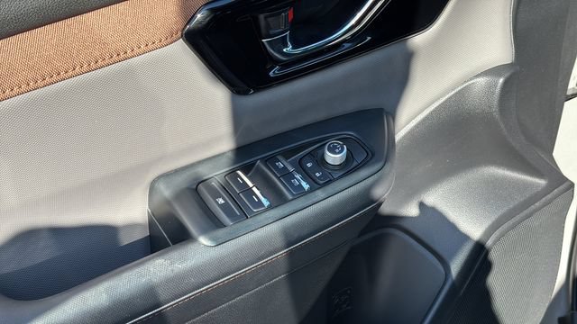 Used 2025 Subaru Forester Sport AWD/4WD image 18