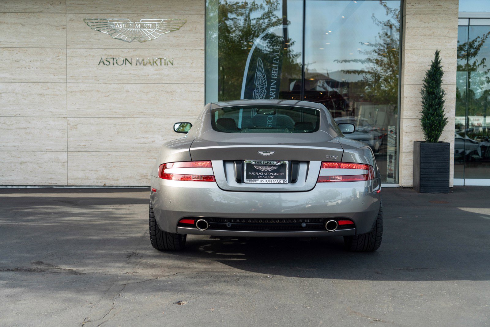 Used 2006 Aston Martin DB9 Coupe RWD image 46