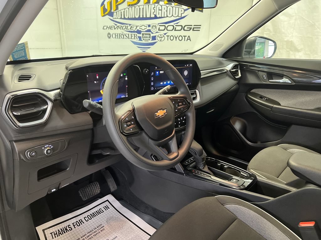 Used 2026 Chevrolet TrailBlazer LS w/ LS Convenience Package AWD/4WD image 20