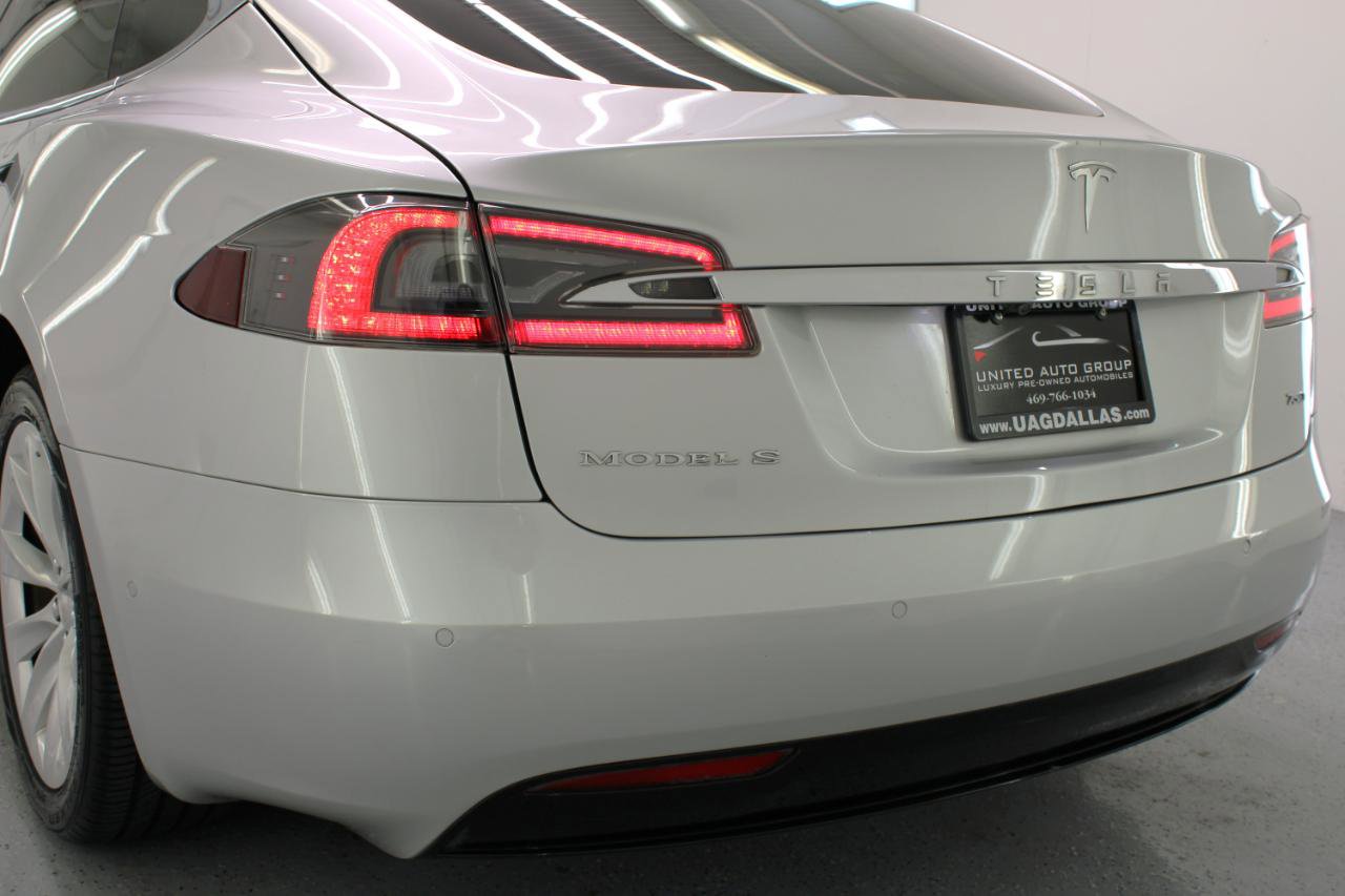 Used 2018 Tesla Model S 75D AWD/4WD image 23
