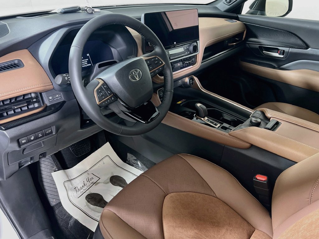 New 2026 Toyota Grand Highlander AWD Hybrid image 9