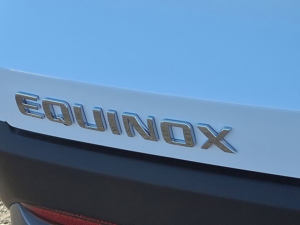 New 2026 Chevrolet Equinox LT w/ Convenience Package II image 11