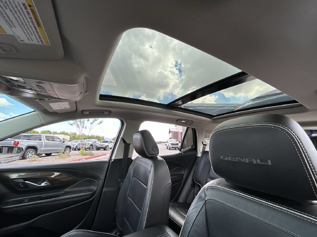 Used 2020 GMC Terrain Denali w/ GMC Pro Grade Package AWD/4WD image 19