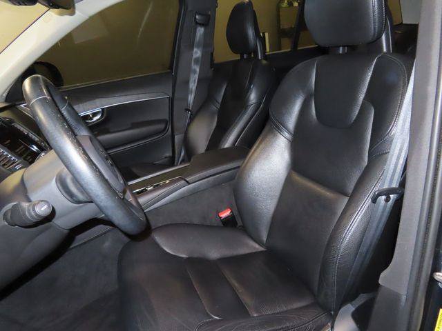 Used 2020 Volvo XC90 T5 Momentum FWD image 45