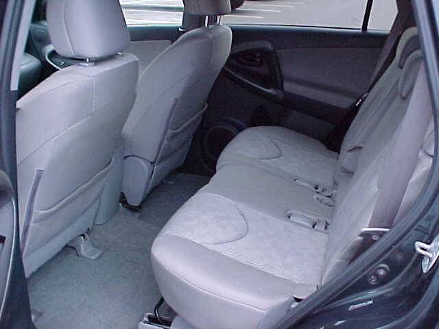 Used 2009 Toyota RAV4 4WD w/ Base L4 Extra Value Pkg image 12