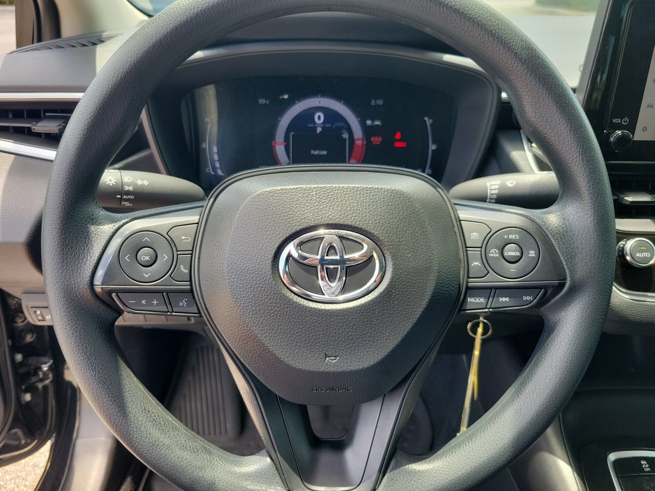 Used 2026 Toyota Corolla LE FWD image 18