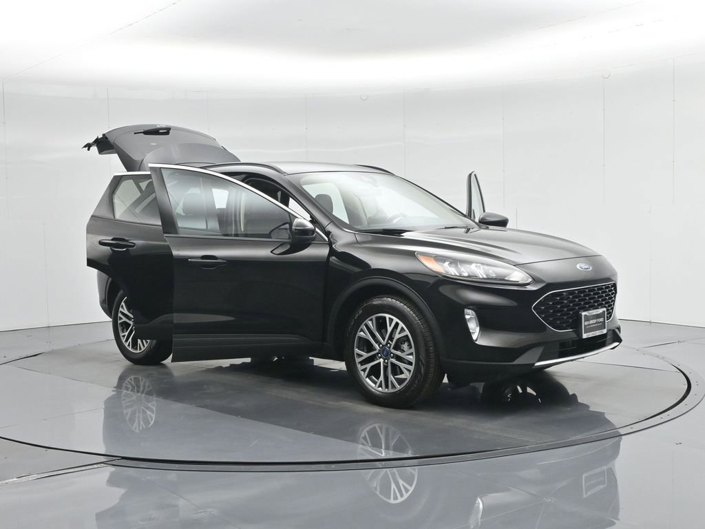 Used 2020 Ford Escape SEL image 39