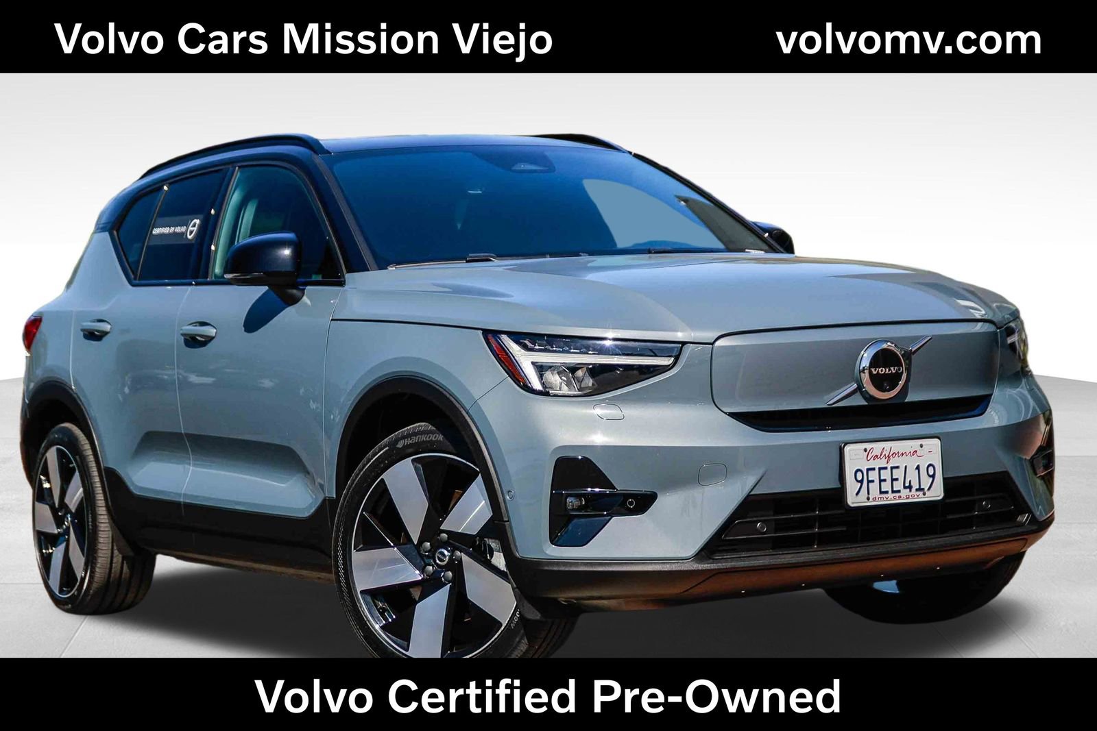Used 2023 Volvo XC40 Recharge Ultimate AWD/4WD image 1